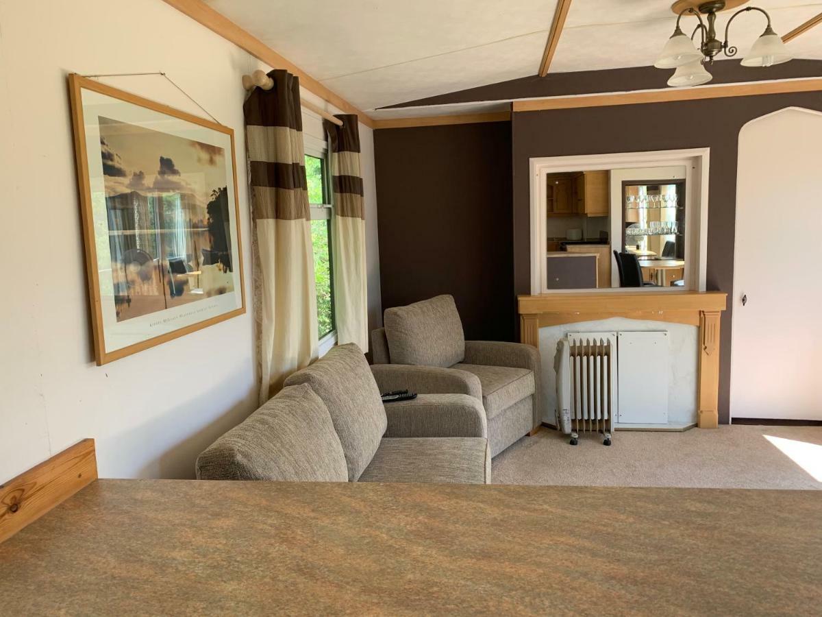 Private Countryside Holiday Cabin 10 Mins From Brighton Villa Buitenkant foto